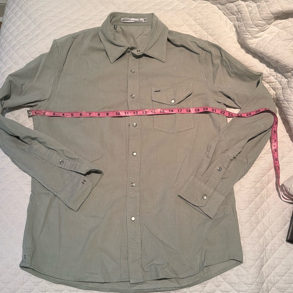 Criquet men’s long sleeve button down in light green - medium